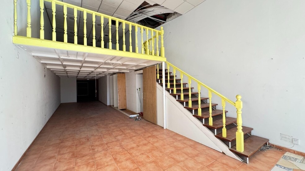 Local en Vigo, Pontevedra en venta - Foto del interior - Imagen 1 de 19