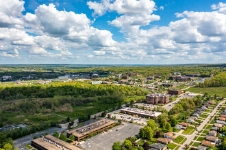 5700 Lombardo Center, Seven Hills, OH - VISTA AÉREA  vista de mapa - Image1