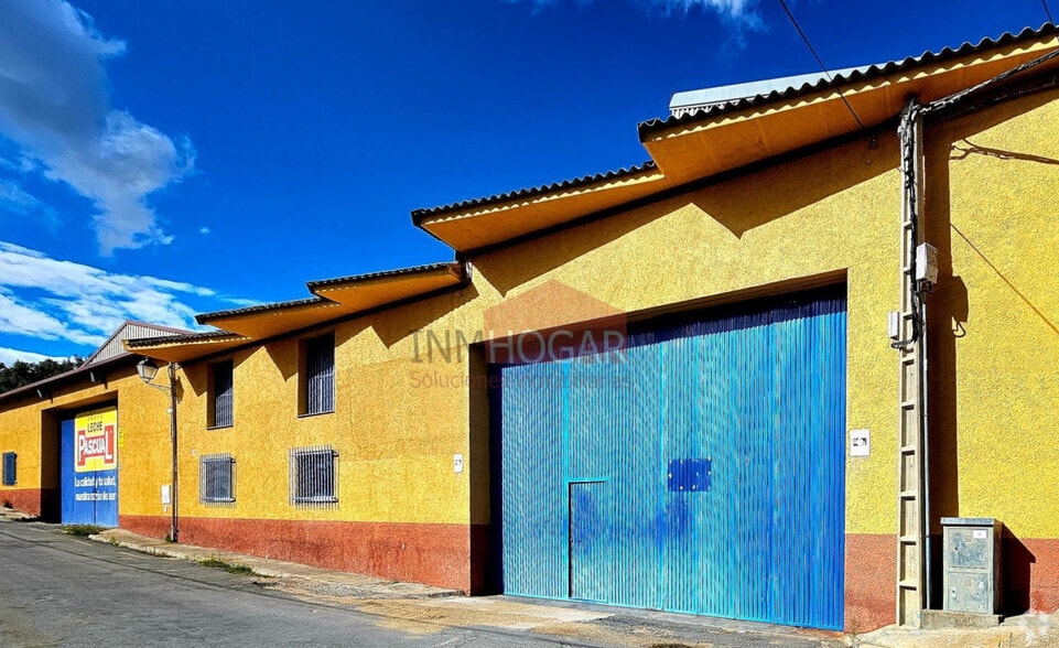 Nave en Burgohondo, Ávila en venta - Foto del interior - Imagen 1 de 1