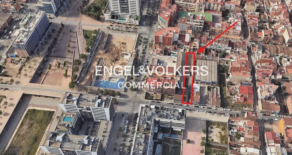 Edificio residencial en Badalona, Barcelona en venta - Foto del edificio - Imagen 3 de 5