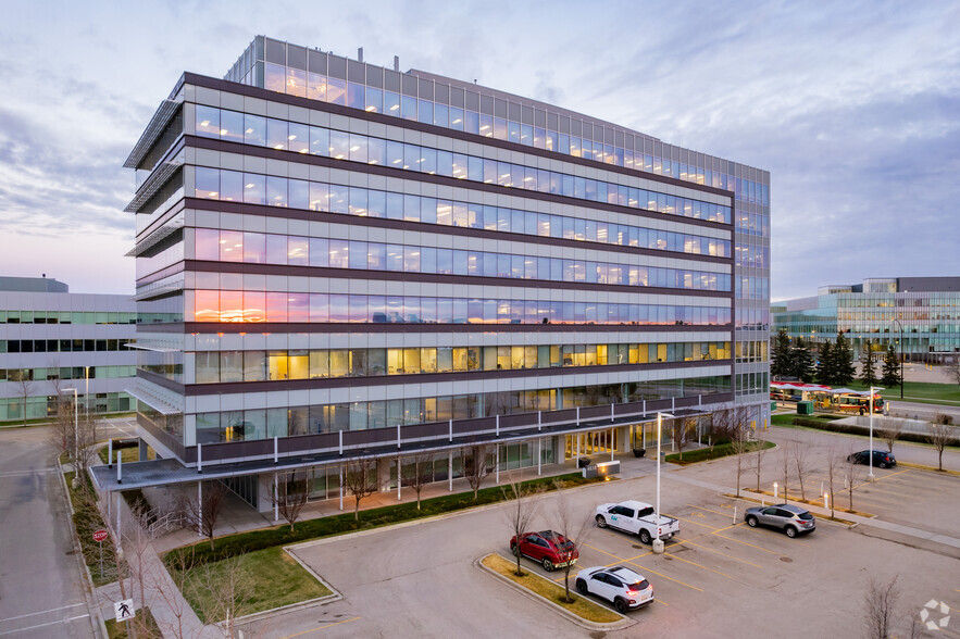 4838 Richard Rd SW, Calgary, AB en alquiler - Foto del edificio - Imagen 2 de 12