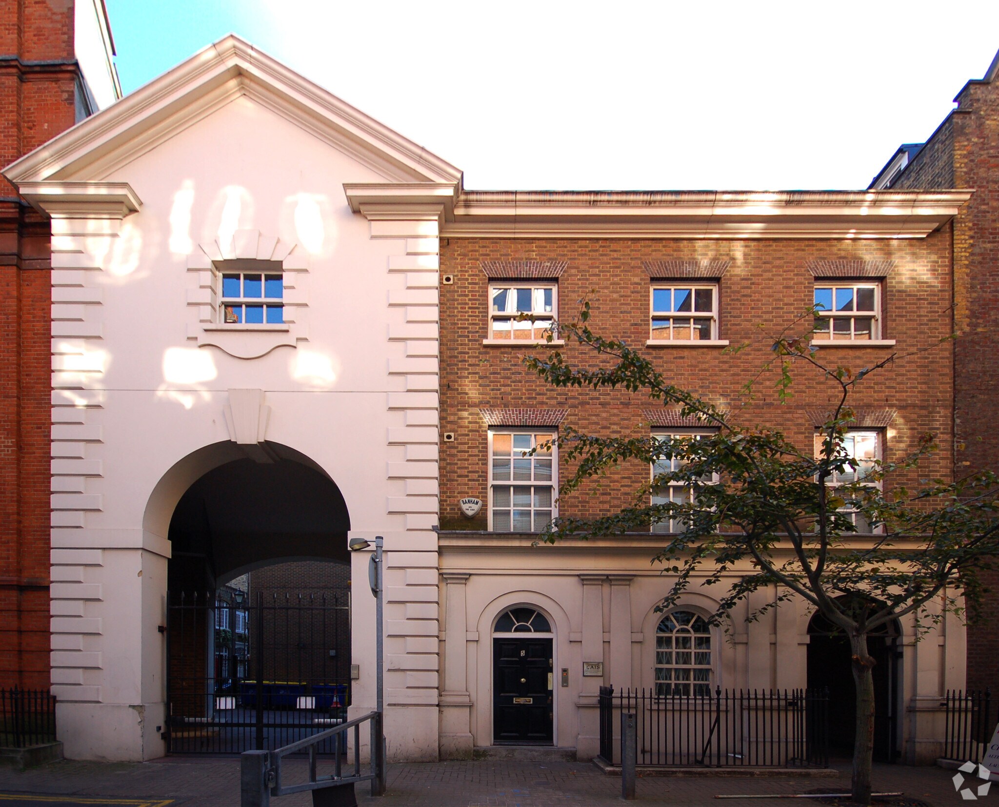 5 Streatham St, London en alquiler Foto principal- Imagen 1 de 18