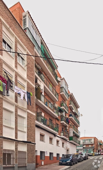 Calle Ramón Esteban, 12, San Sebastián de los Reyes, Madrid en venta - Foto del edificio - Imagen 2 de 2