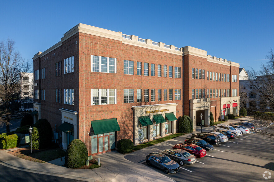 16740 Birkdale Commons Pky, Huntersville, NC en alquiler - Foto del edificio - Imagen 1 de 2