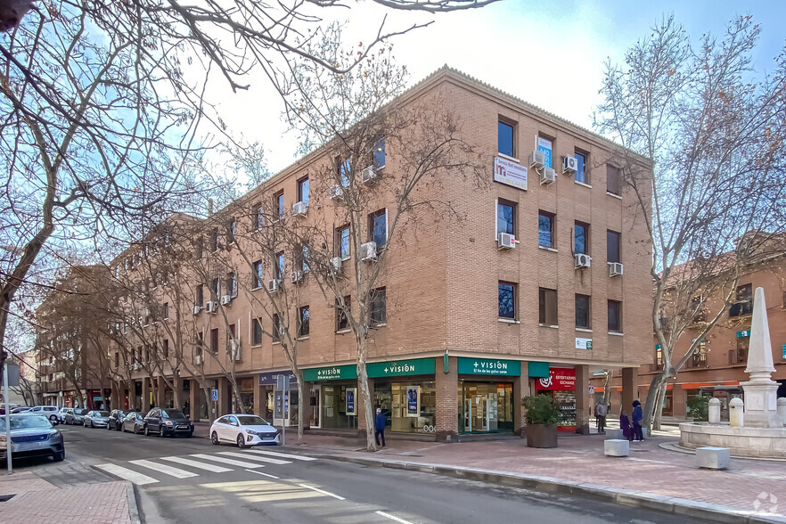 Calle Teniente Ruiz, 2, Alcalá De Henares, Madrid en alquiler - Foto principal - Imagen 1 de 2