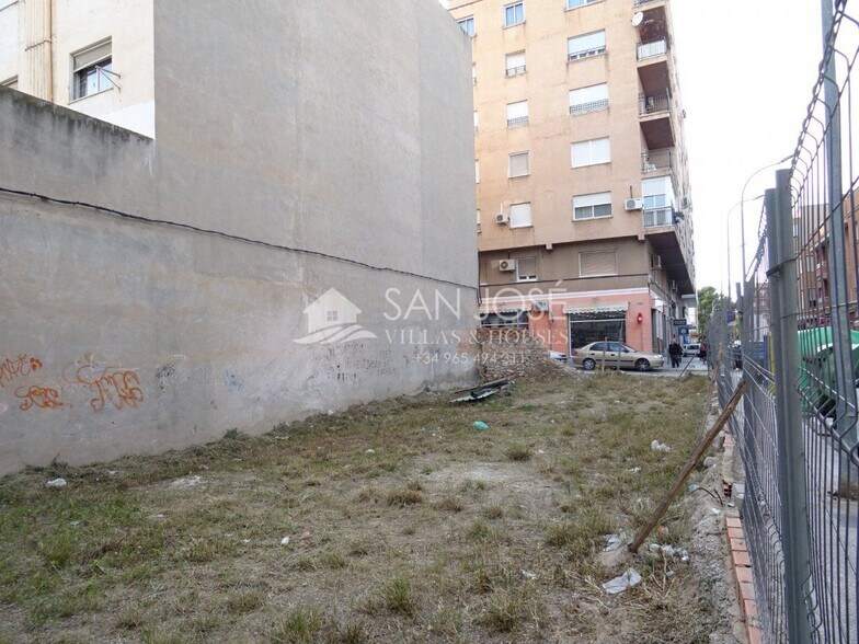 Terreno en Alicante en venta - Foto del edificio - Imagen 1 de 8