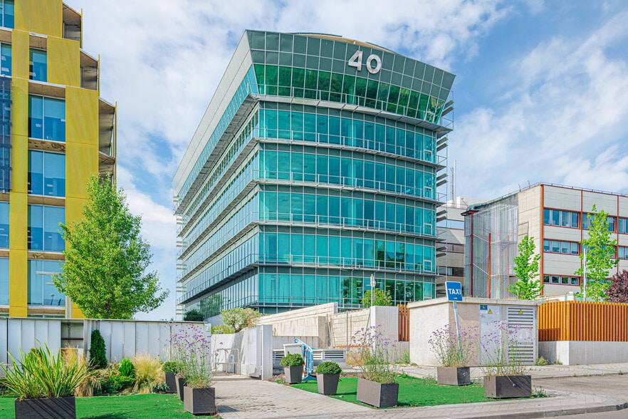 Calle Josefa Valcárcel, 40, Madrid, Madrid en alquiler - Plano de la planta - Imagen 1 de 4
