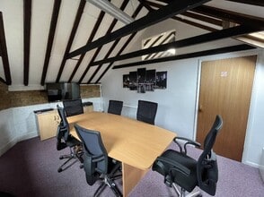 19-21 Timber Ln, Caterham en alquiler Foto del interior- Imagen 2 de 6