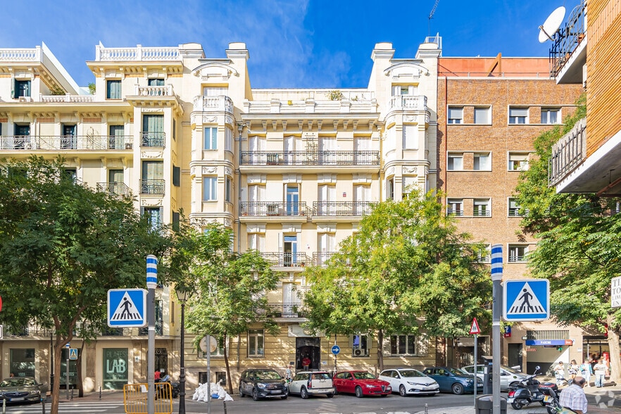 Calle Manuel Silvela, 7, Madrid, Madrid en venta - Foto del edificio - Imagen 2 de 2