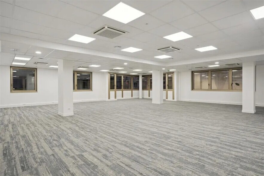 14 Place Marie - Jeanne Bassot, Levallois-Perret en alquiler - Foto del edificio - Imagen 2 de 11