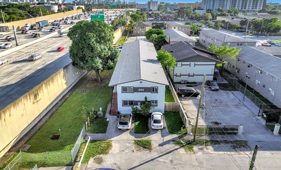 584 NW 65th St, Miami, FL en venta - Vista aérea - Imagen 3 de 4