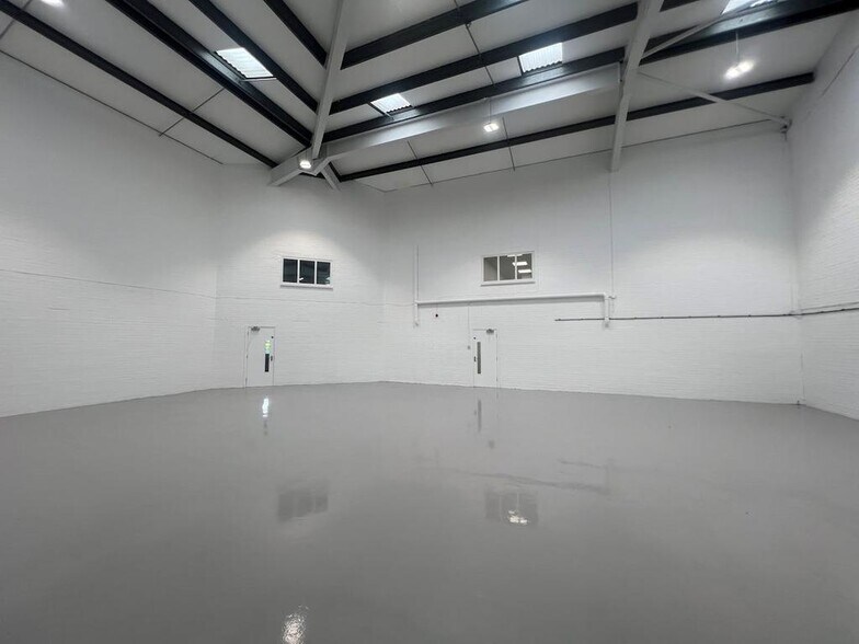 Ashburton Rd W, Manchester en alquiler - Foto del edificio - Imagen 3 de 11