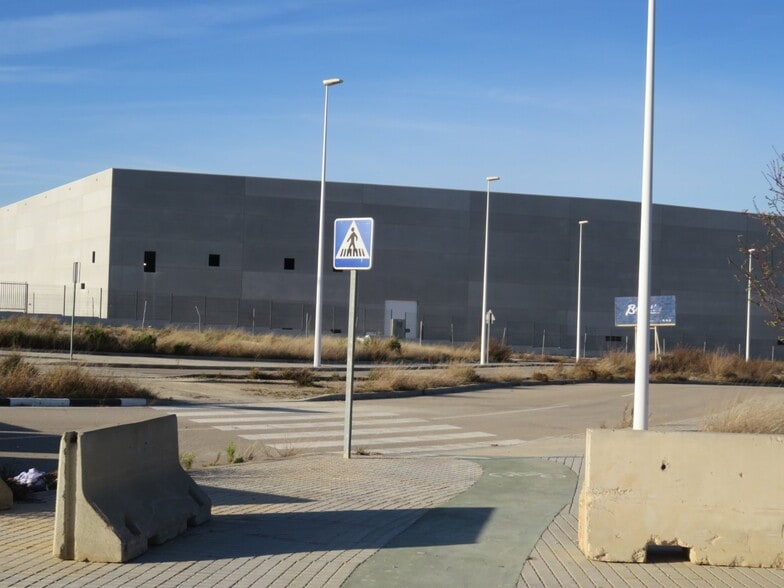 Nave en Llíria, Valencia en venta - Foto del edificio - Imagen 3 de 6