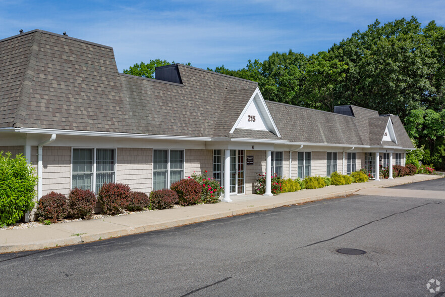 215 Hallock Rd, Stony Brook, NY en alquiler - Foto del edificio - Imagen 3 de 7