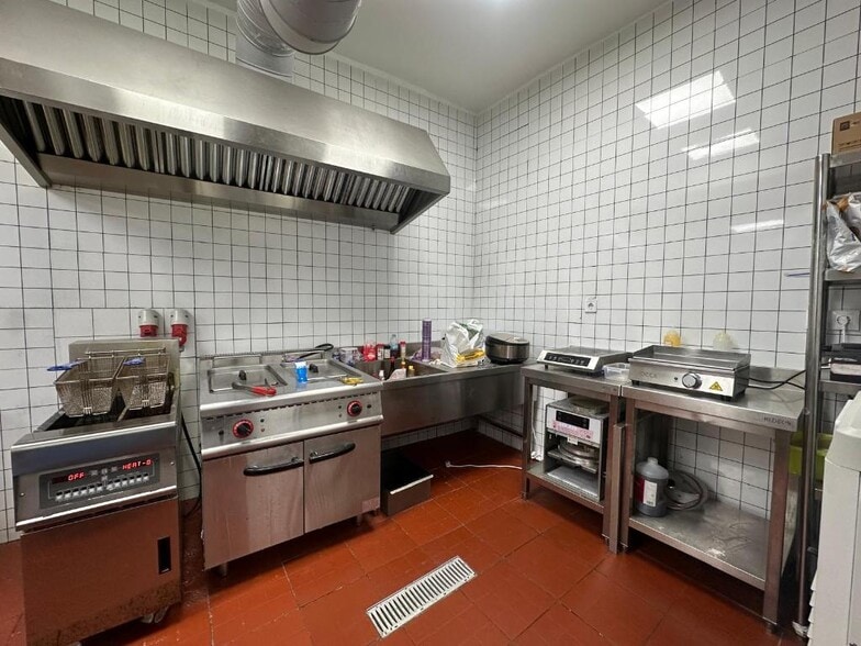 Local en Madrid, Madrid en alquiler - Foto del edificio - Imagen 1 de 1