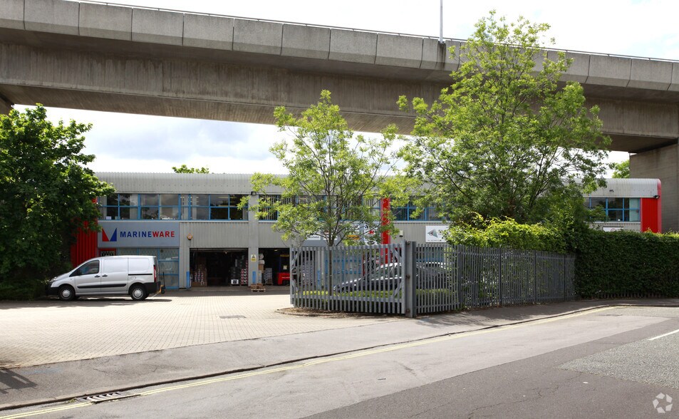 Crosshouse Rd, Southampton en alquiler - Foto del edificio - Imagen 3 de 4
