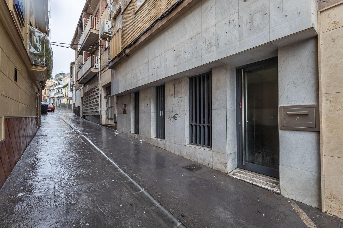 Local en Iznalloz, Granada en venta Foto del edificio- Imagen 1 de 22