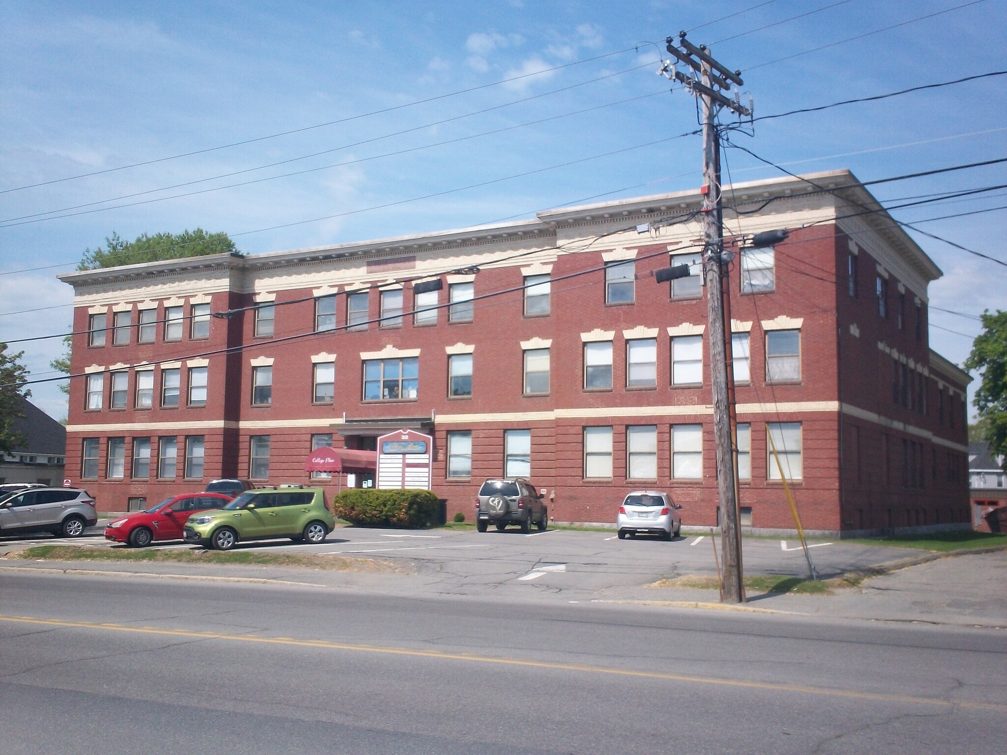 32 College Ave, Waterville, ME en alquiler Foto del edificio- Imagen 1 de 27