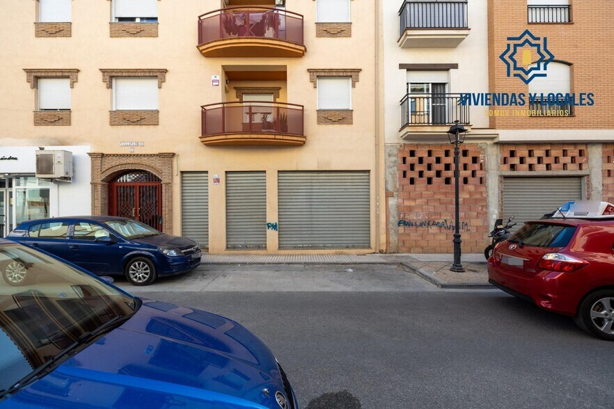 Local en Peligros, Granada en venta - Foto del edificio - Imagen 3 de 22