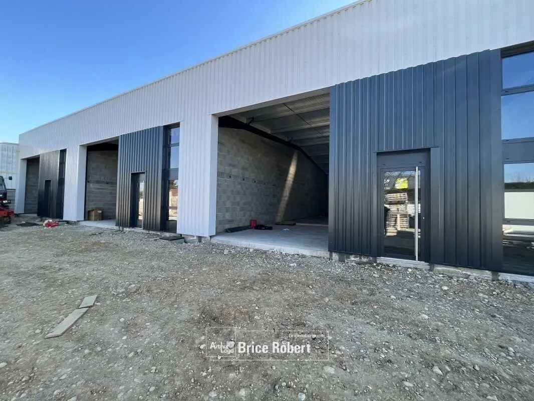 Nave en Mions en alquiler Foto del edificio- Imagen 1 de 3