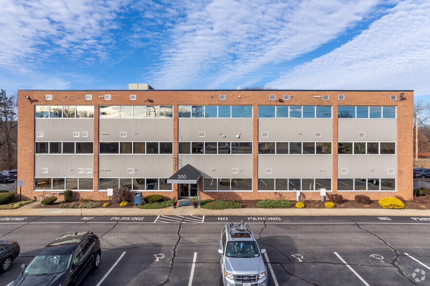 300 Toll Gate Rd, Warwick, RI en alquiler - Foto del edificio - Imagen 1 de 13