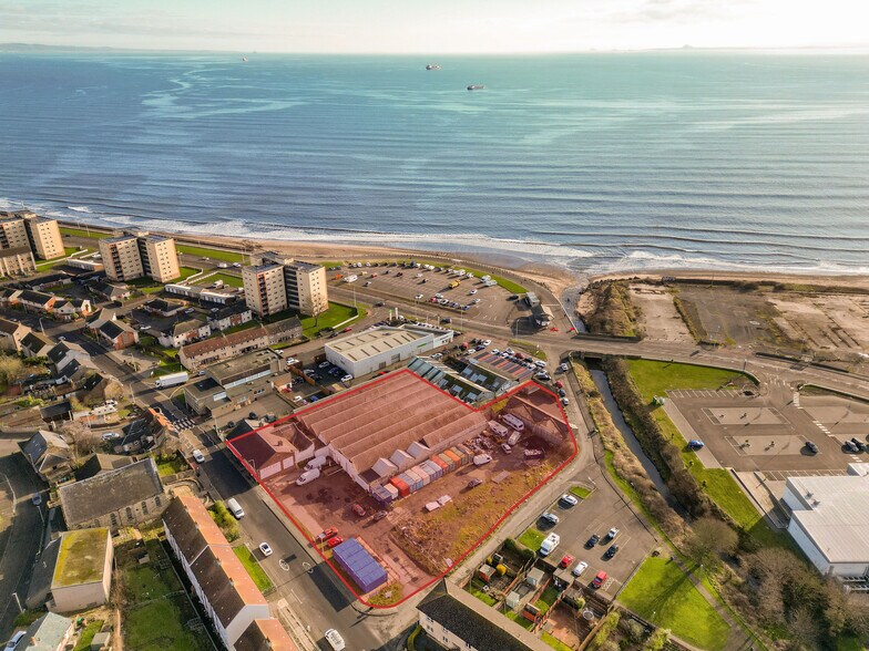 Large Retail Warehouse/ Redevelopment cartera de 2 inmuebles en venta en LoopNet.es - Foto del edificio - Imagen 1 de 9