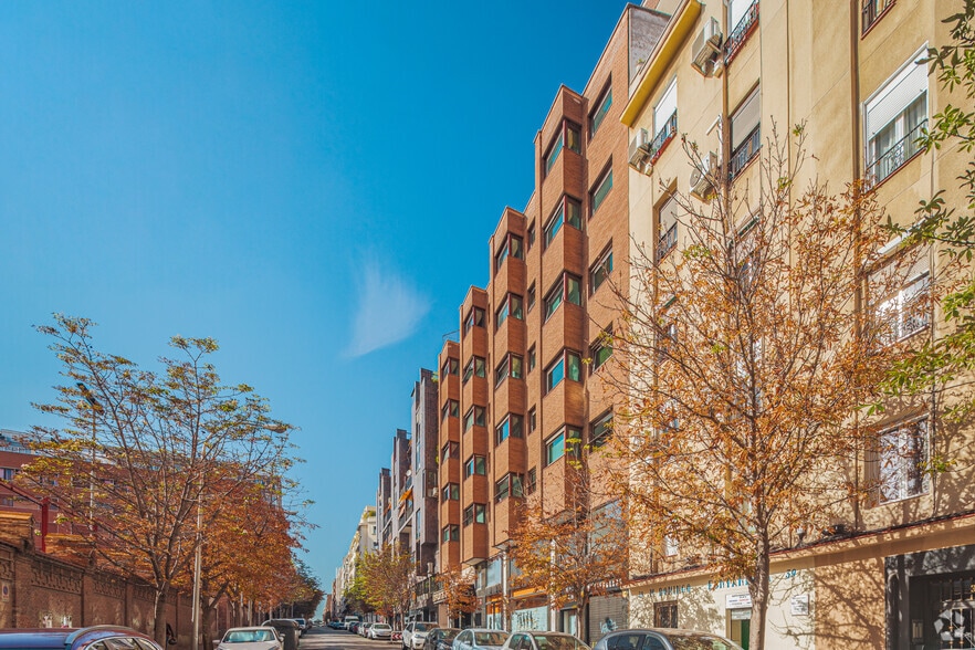 Calle Cristóbal Bordiú, 35, Madrid, Madrid en alquiler - Foto del edificio - Imagen 2 de 5