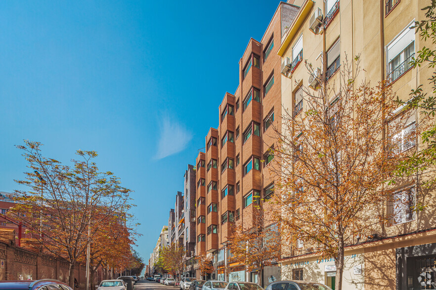 Calle Cristóbal Bordiú, 35, Madrid, Madrid en alquiler - Foto del edificio - Imagen 2 de 6