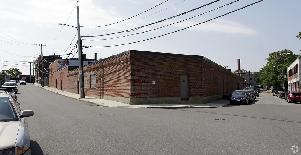 24 Denby Rd, Allston, MA en alquiler - Foto del edificio - Imagen 2 de 14