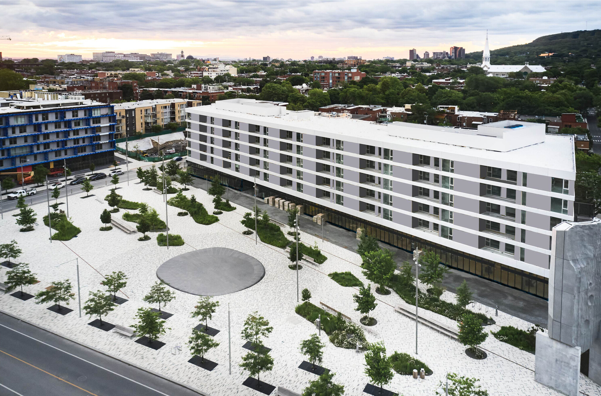 1300 Av Thérèse-Lavoie-Roux, Outremont, QC en alquiler Foto del edificio- Imagen 1 de 4