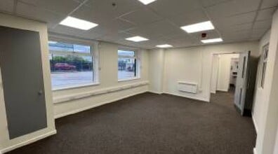 Parkway Trading Estate, Longbridge Rd, Manchester en alquiler Foto del interior- Imagen 2 de 2