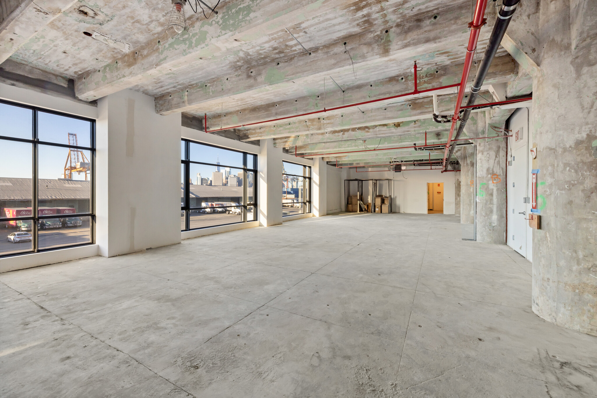 160 Imlay St, Brooklyn, NY en alquiler Foto del interior- Imagen 1 de 10