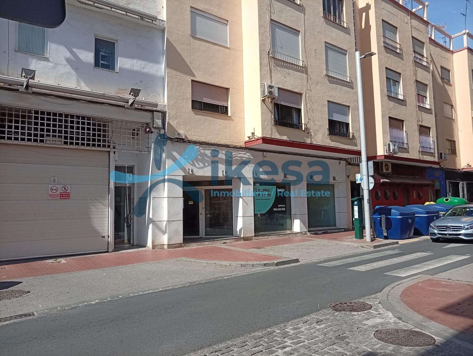 Local en Motril en venta Foto del edificio- Imagen 1 de 10