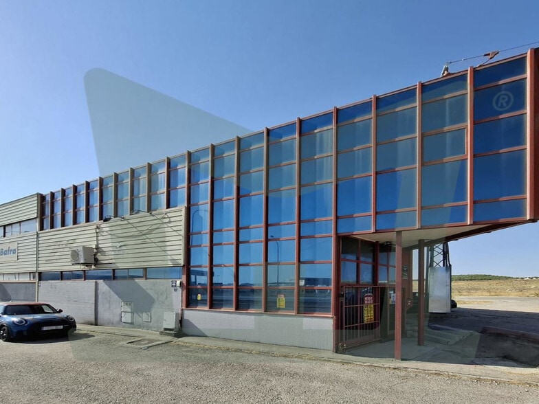 Nave en Valdemoro, Madrid en alquiler - Foto del edificio - Imagen 3 de 12
