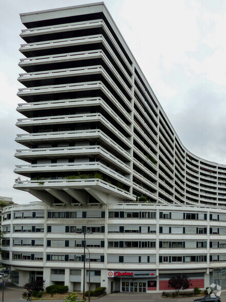 Edificio residencial en Paris en venta - Foto principal - Imagen 1 de 3