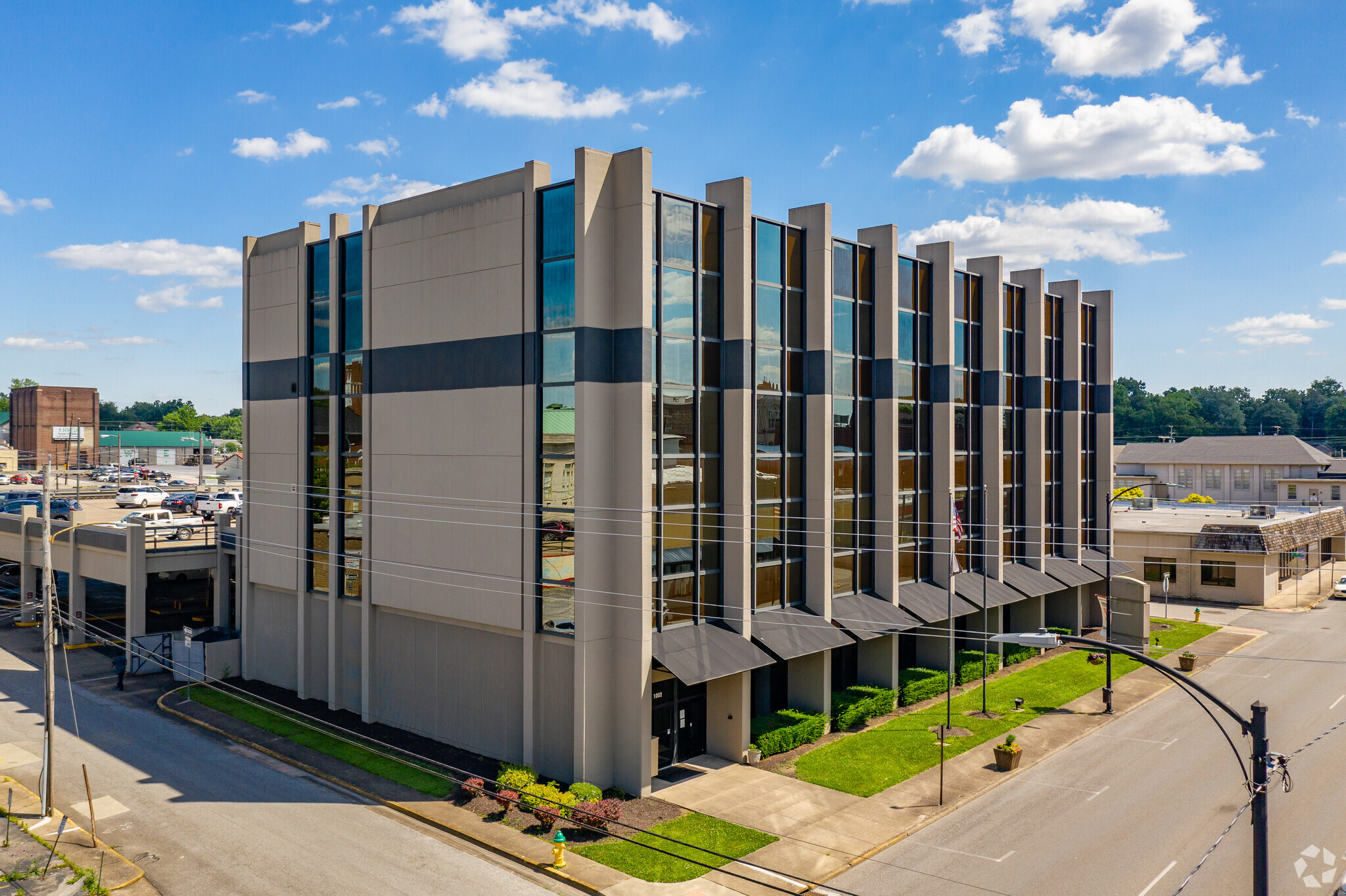 1002 S Virginia St, Hopkinsville, KY en alquiler Foto del edificio- Imagen 1 de 6