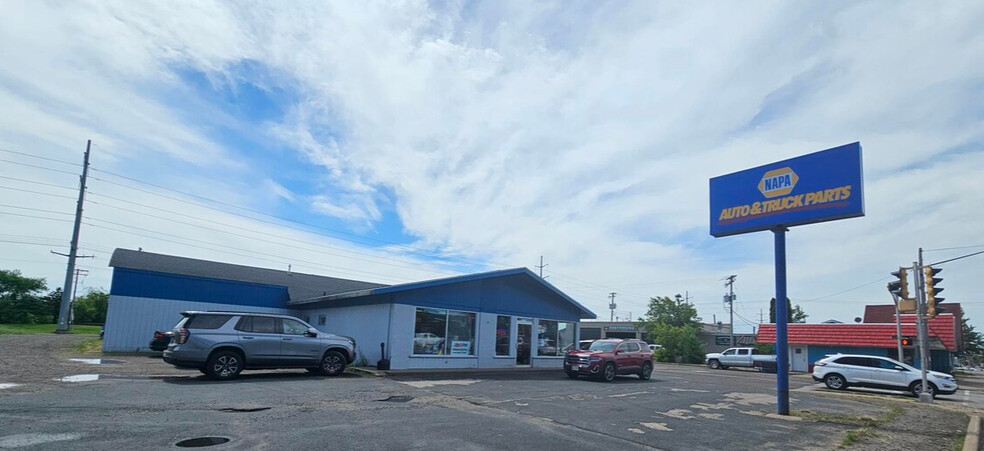 15779 Us Highway 63, Hayward, WI en venta - Foto del edificio - Imagen 2 de 8