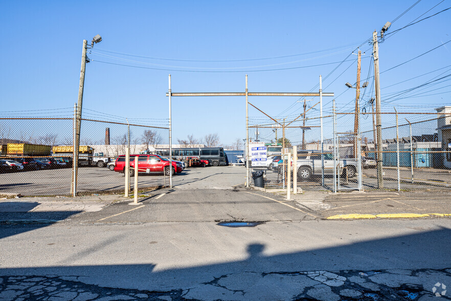 185 6th Ave, Paterson, NJ en alquiler - Foto del edificio - Imagen 3 de 22