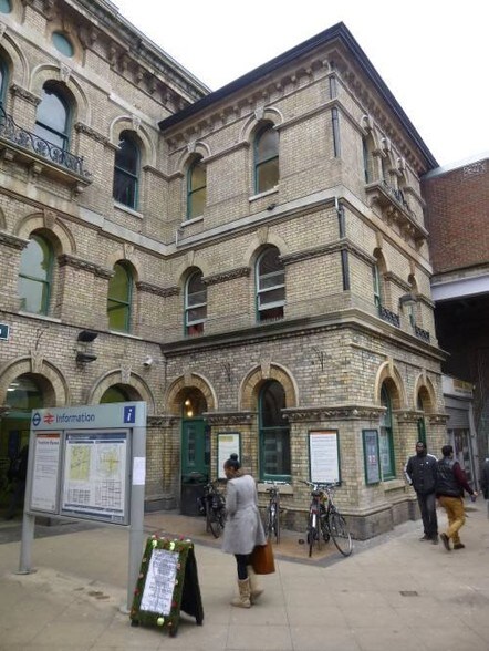 Station Way, London en alquiler - Foto principal - Imagen 1 de 2