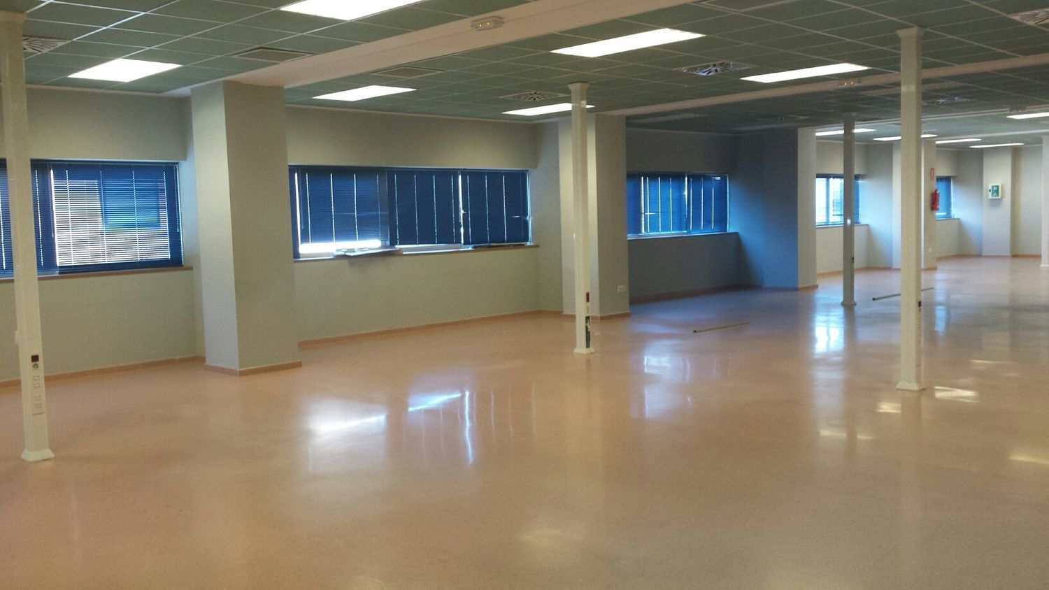 Oficina en SEVILLA en alquiler Foto del edificio- Imagen 1 de 11