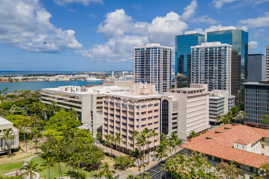 888 Mililani St, Honolulu, HI en venta - Vista aérea - Imagen 3 de 8