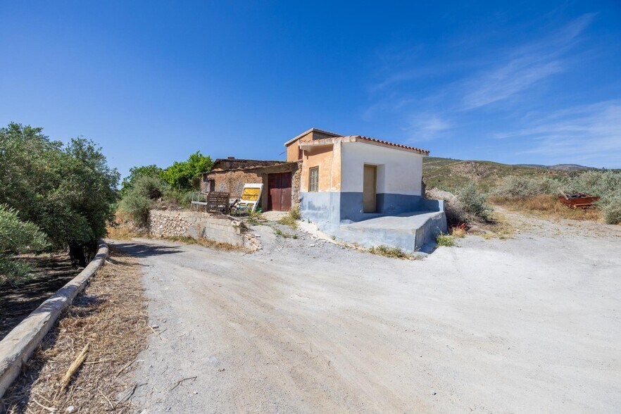 Polígono Ue3, 20, Lanjarón, Granada en venta - Foto del edificio - Imagen 3 de 38