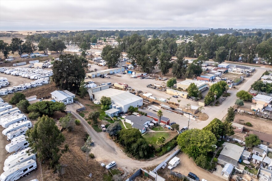 748 Garrett Ln, Arroyo Grande, CA en venta - Foto del edificio - Imagen 2 de 28