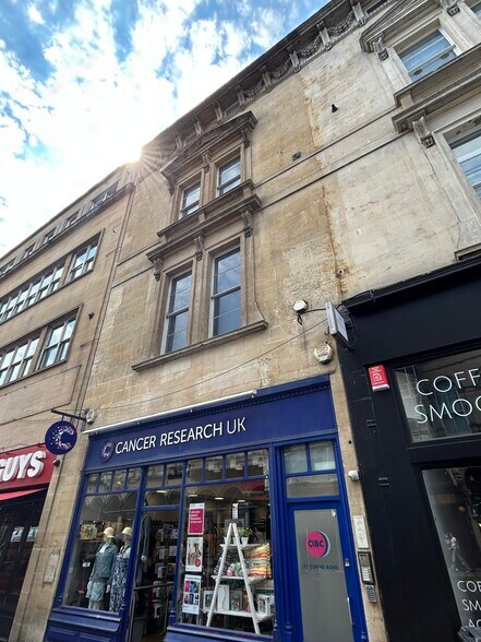 71 Queens Rd, Bristol en alquiler - Foto del edificio - Imagen 2 de 2