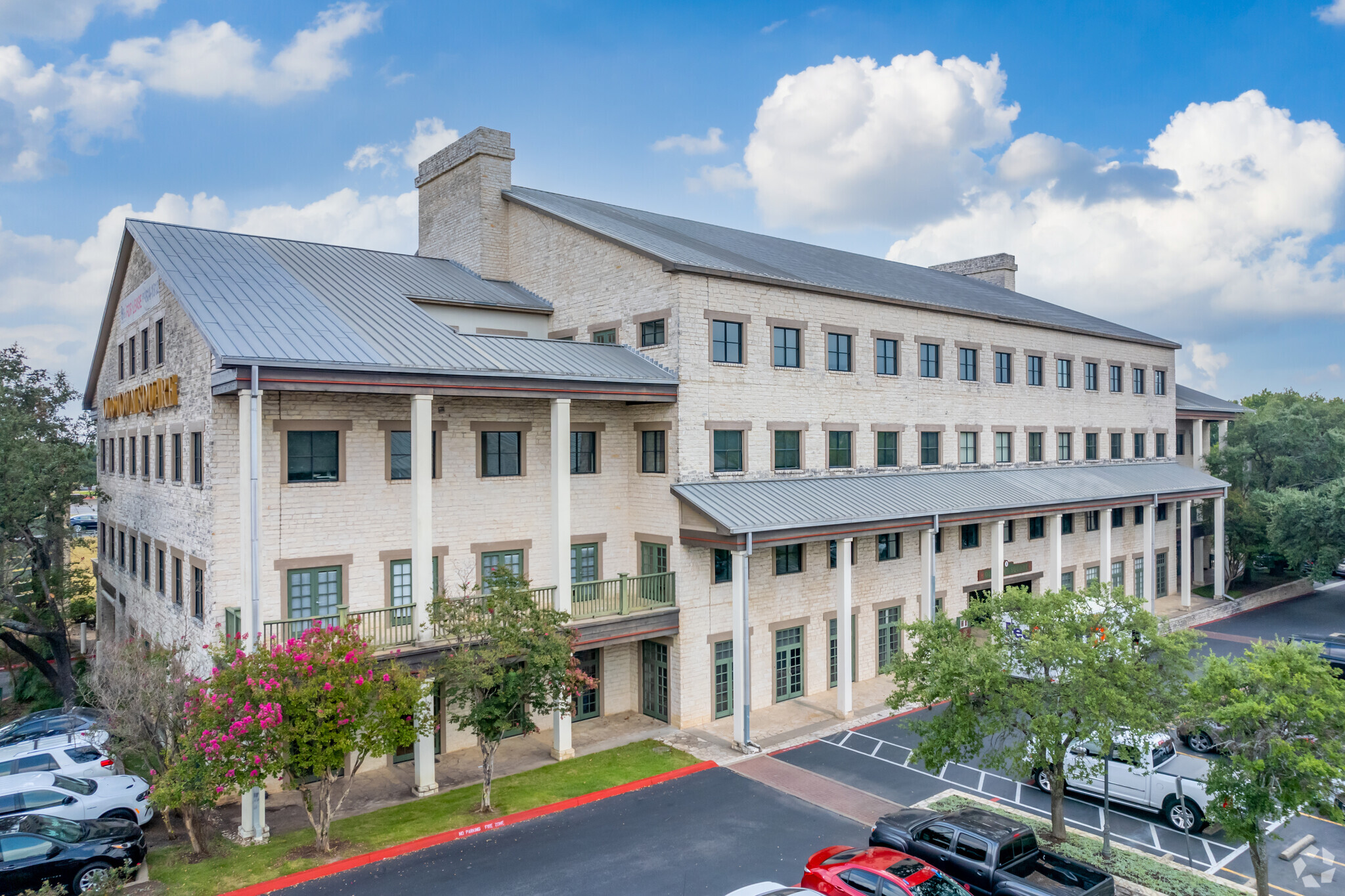 1 Chisholm Trail Rd, Round Rock, TX en alquiler Foto del edificio- Imagen 1 de 16