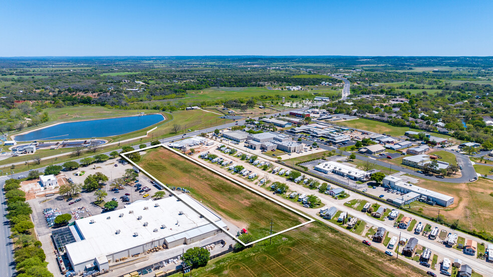 1565 E Main St, Fredericksburg, TX en venta - Foto del edificio - Imagen 3 de 6