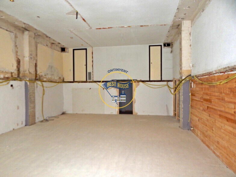 Local en Ontinyent, Valencia en alquiler - Foto del edificio - Imagen 3 de 11