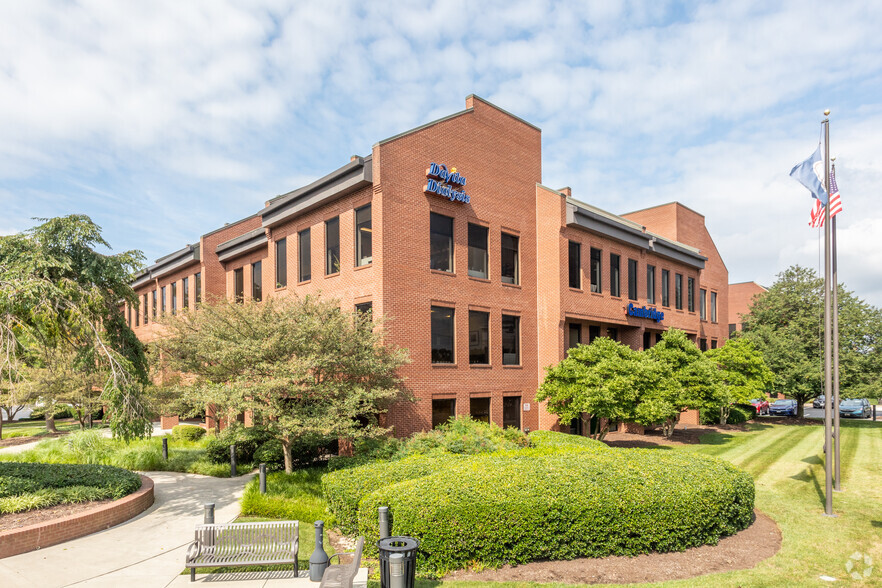 8391 Old Courthouse Rd, Vienna, VA en alquiler - Foto del edificio - Imagen 1 de 6