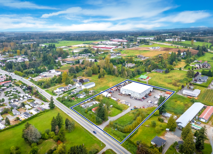 29781 Fraser Hwy, Abbotsford, BC en venta - Foto del edificio - Imagen 1 de 37