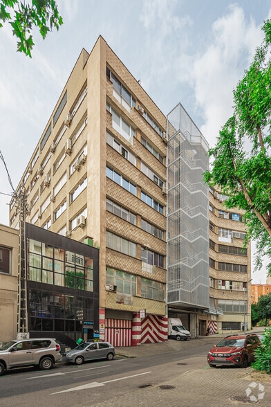 Calle Sebastián Gómez, 5, Madrid, Madrid en venta - Foto del edificio - Imagen 3 de 4